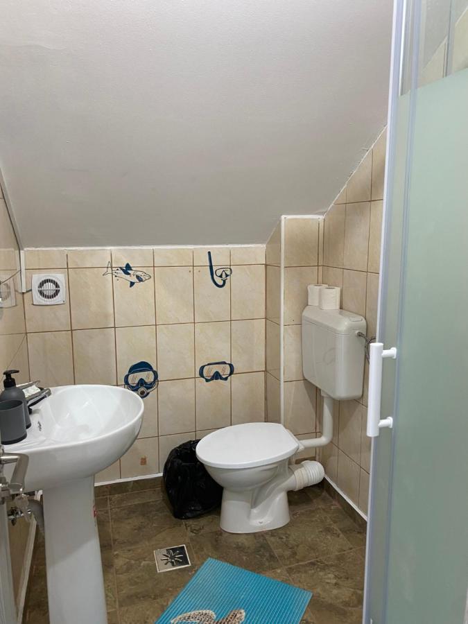Pensiunea Uzlina Tulcea Ngoại thất bức ảnh