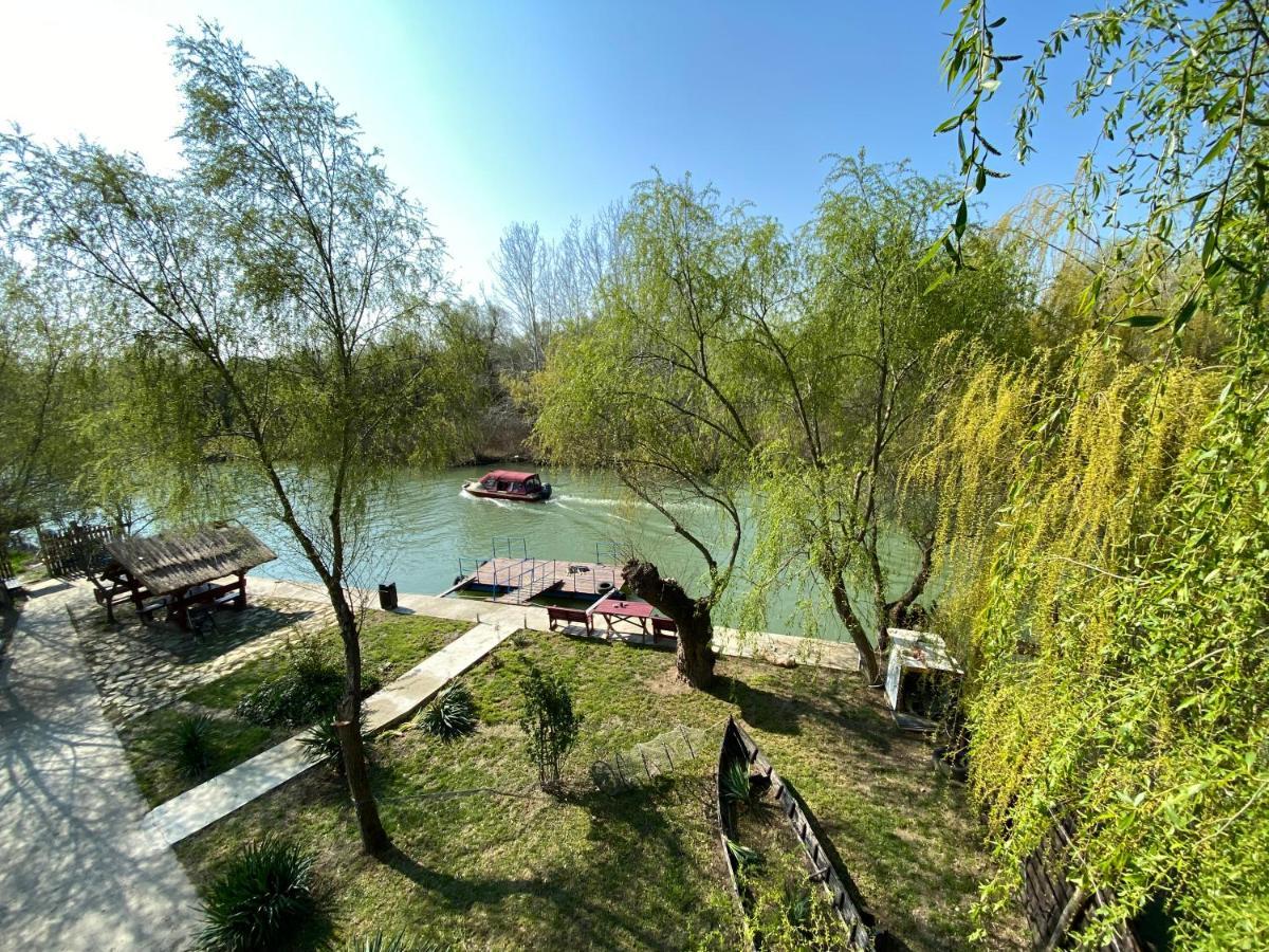 Pensiunea Uzlina Tulcea Ngoại thất bức ảnh
